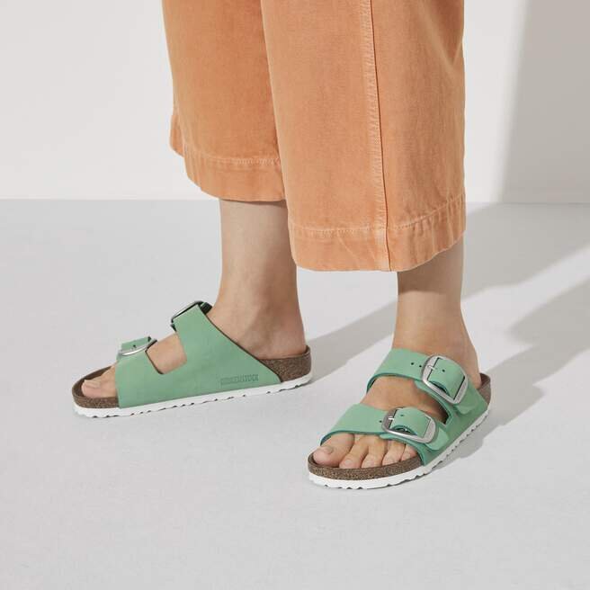 Arizona Big Buckle Nubuck Leather Bold Jade Arizona Big Buckle Nubuck Leather Bold Jade