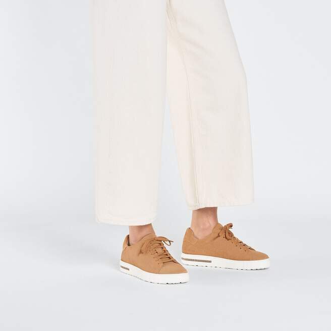 Bend Low Suede Leather Embossed Bend Low Suede Leather Embossed
