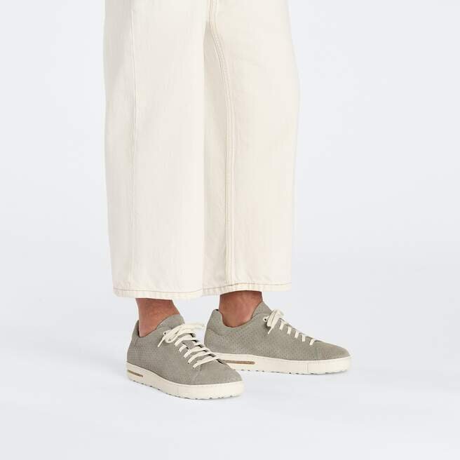 Bend Low Suede Leather Embossed Bend Low Suede Leather Embossed