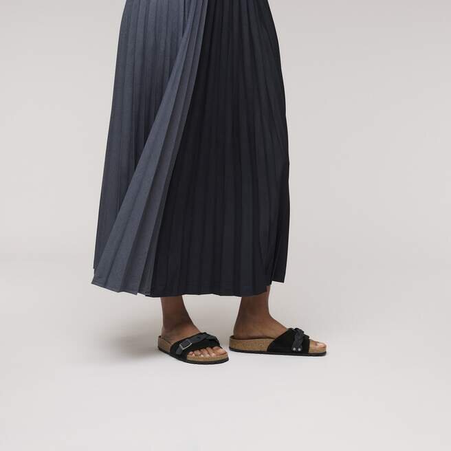 Oita Braided Suede Leather Black Oita Braided Suede Leather Black